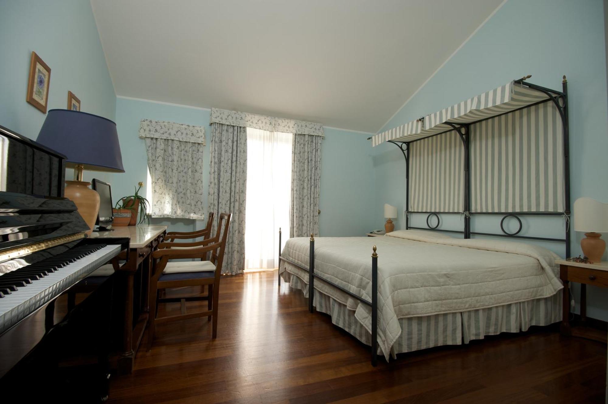 La Tenuta Dei Ciclamini Resort 4*